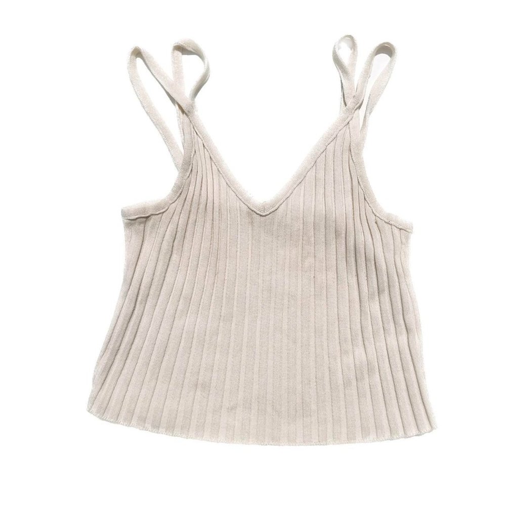 🌼 Elevate Your Wardrobe with Debut Wide Ribbed Double Strap Crop Tank 🌼
